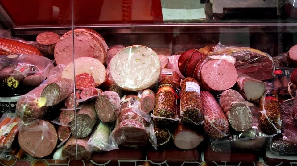 Καμπανάκι κινδύνου για τα αλλαντικά από τον ΕΦΕΤ – Πως θα αποφύγετε τη δηλητηρίαση